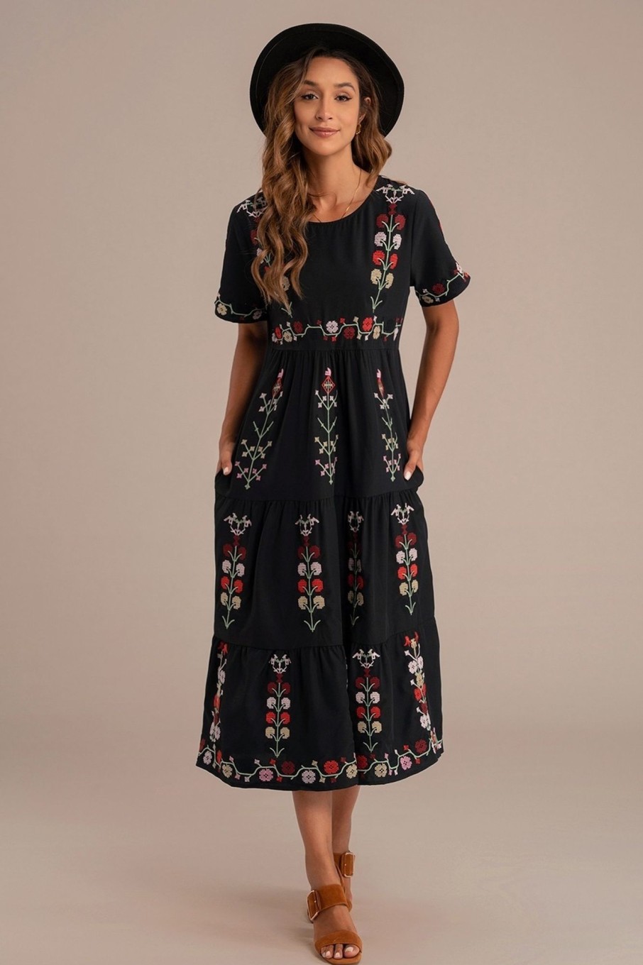 New Floral Embroidered Short Sleeve Round Neck Tiered Midi Dress Black