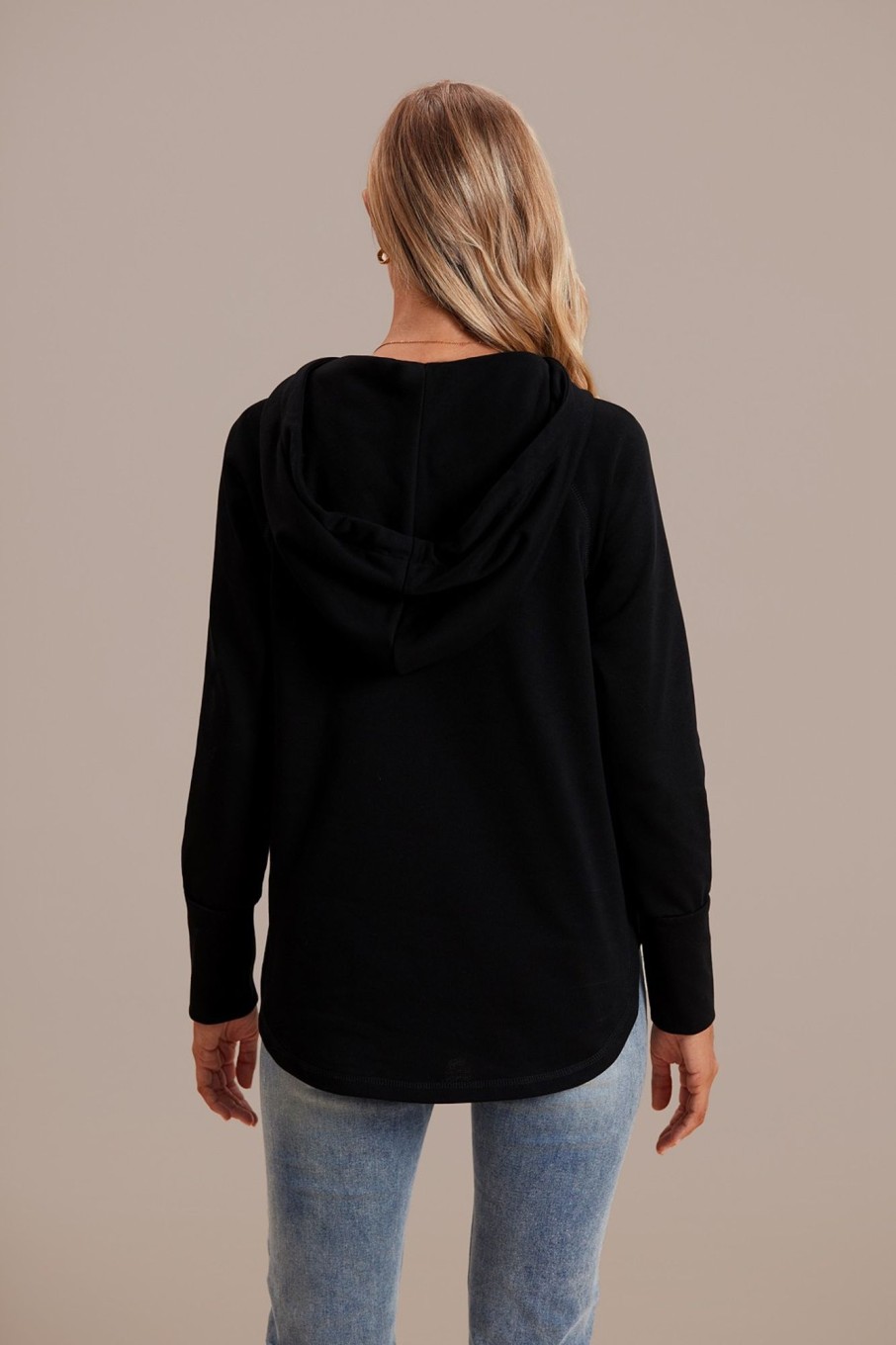 Wholesale Long Sleeve Hooded Top Black