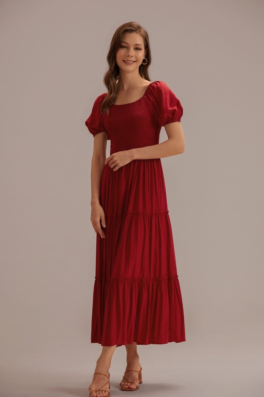 Online Short Puff Sleeve Round Neck Smocked Tie Midi Dress Red