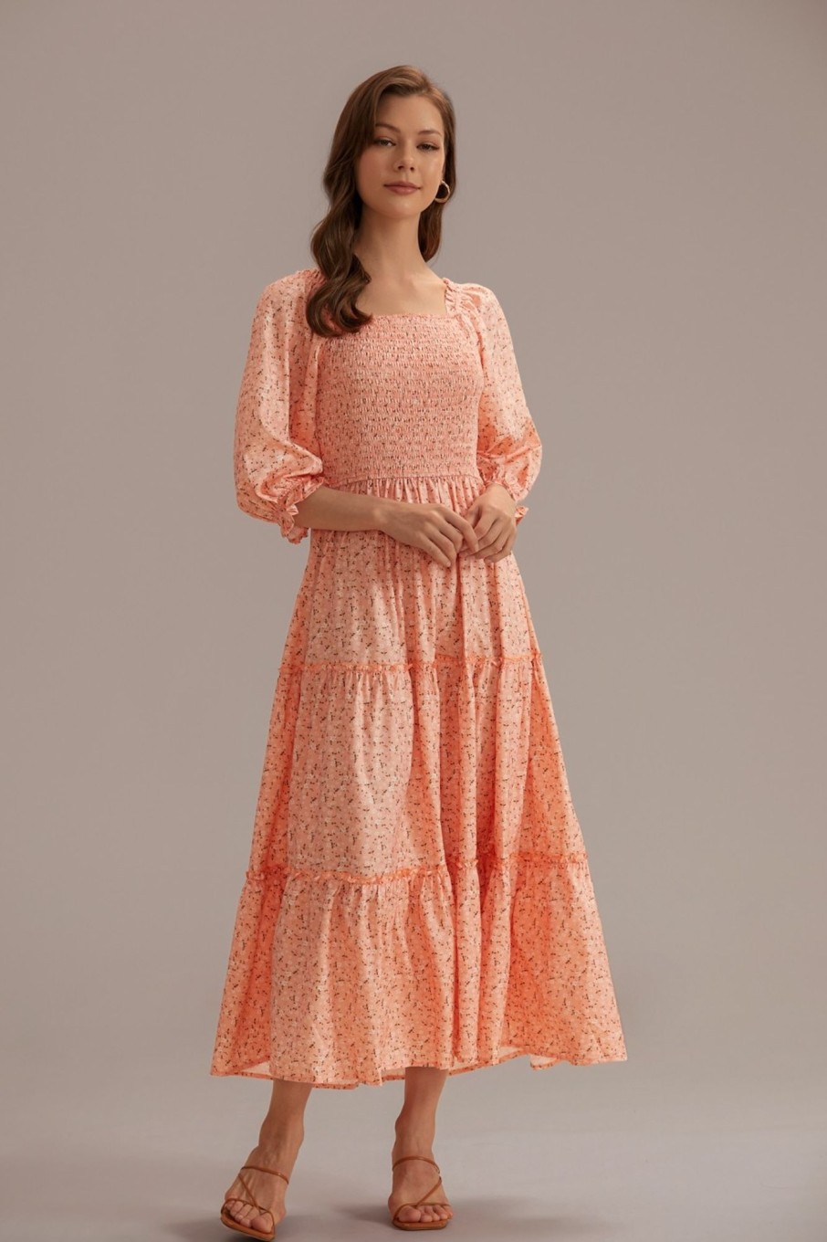 Best Floral Short Puff Sleeve Square Neck Smocked Tiered Midi Dress Orange