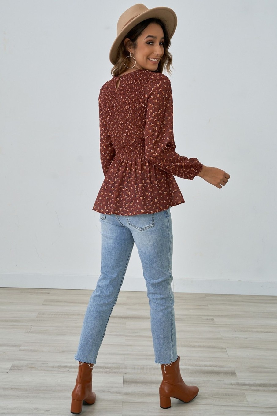 Wholesale Rust Ruffle Shirring Long Sleeve Round Neck Shirt As Picture