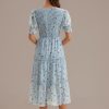 Hot Floral Short Sleeve Round Neck Midi Dress Light Blue