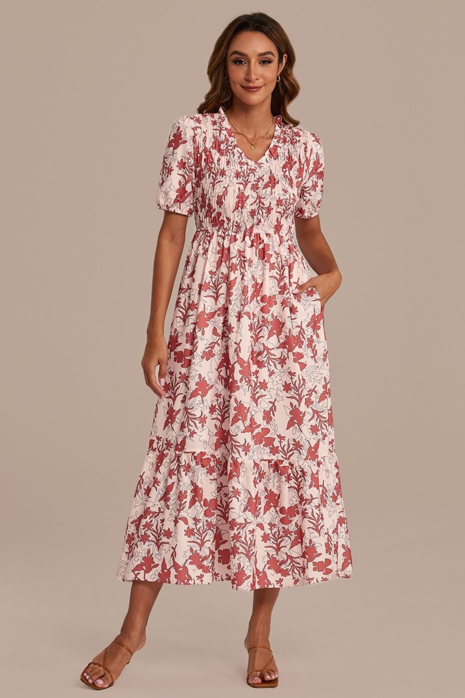 Best Short Sleeve V Neck Smocked Maxi Dress Floral