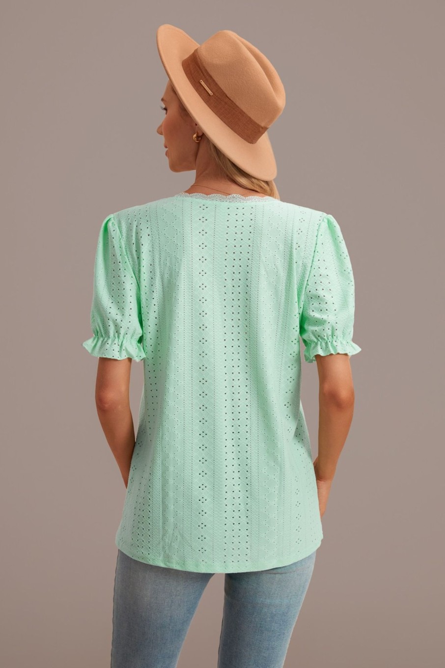 Wholesale Short Puff Sleeve V Neck Hollow Blouse Green