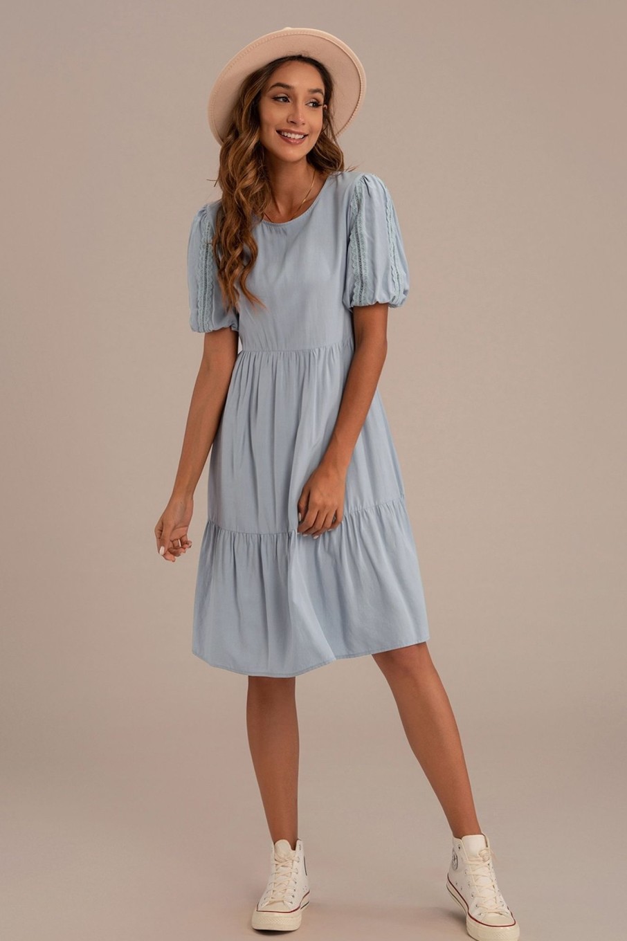 New Short Elastic Cuff Sleeve Round Neck Tiered Midi Dress As Picture