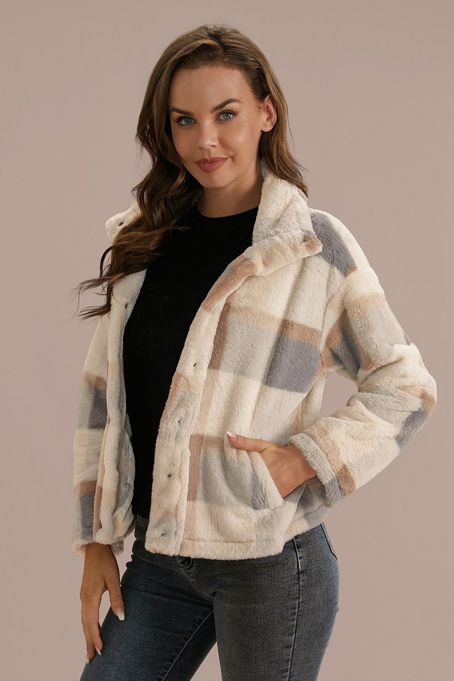 Hot Winter Warm Up Fluffy Short Fur Coat With Pockets Plaid