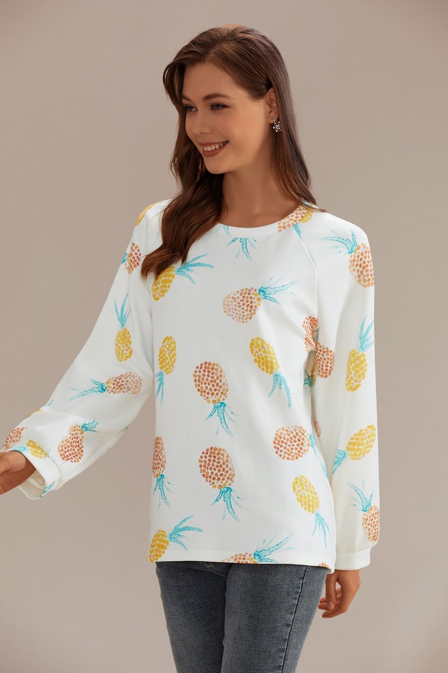 Best Pineapple Print Round Neck Long Sleeve Sweatshirt White