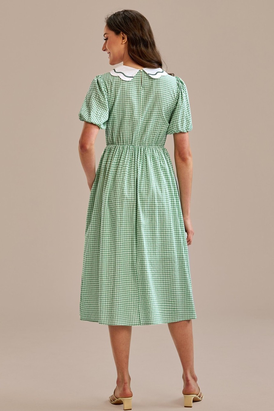 Hot Plaid Short Puff Sleeve Round Neck Midi Dress Green