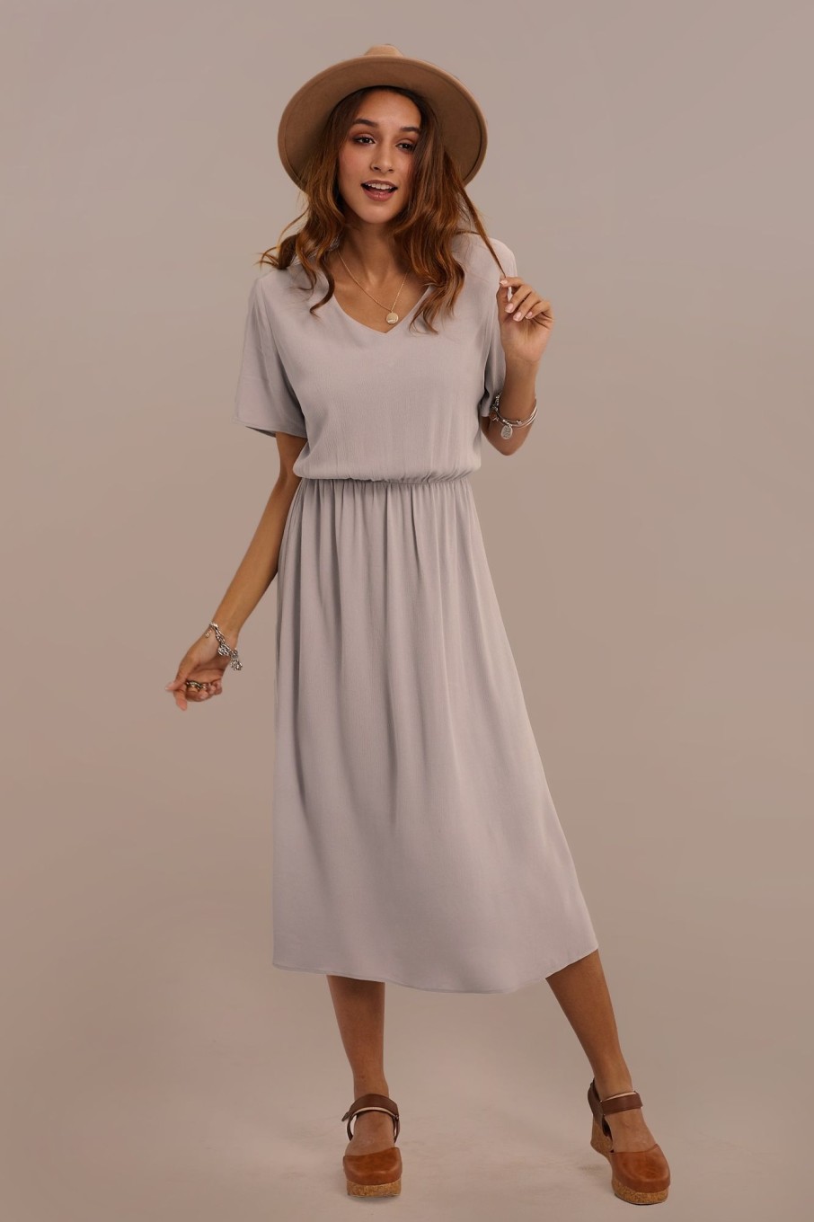 Wholesale Short Sleeve V Neck Gathered Elastic Waist Rayon Maxi Dress Grey