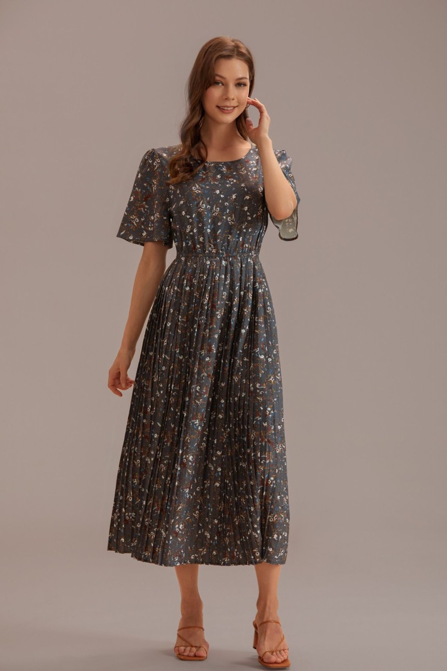 Best Floral Short Sleeve Round Neck Midi Dress Multi Color