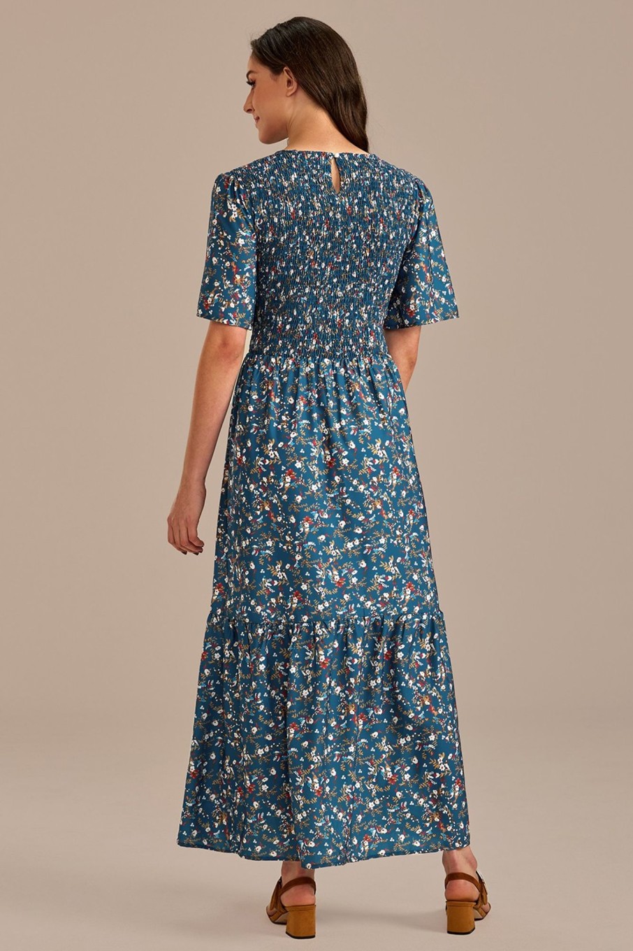 Wholesale Blue Floral Short Sleeve Round Neck Smocked Maxi Dress Multi