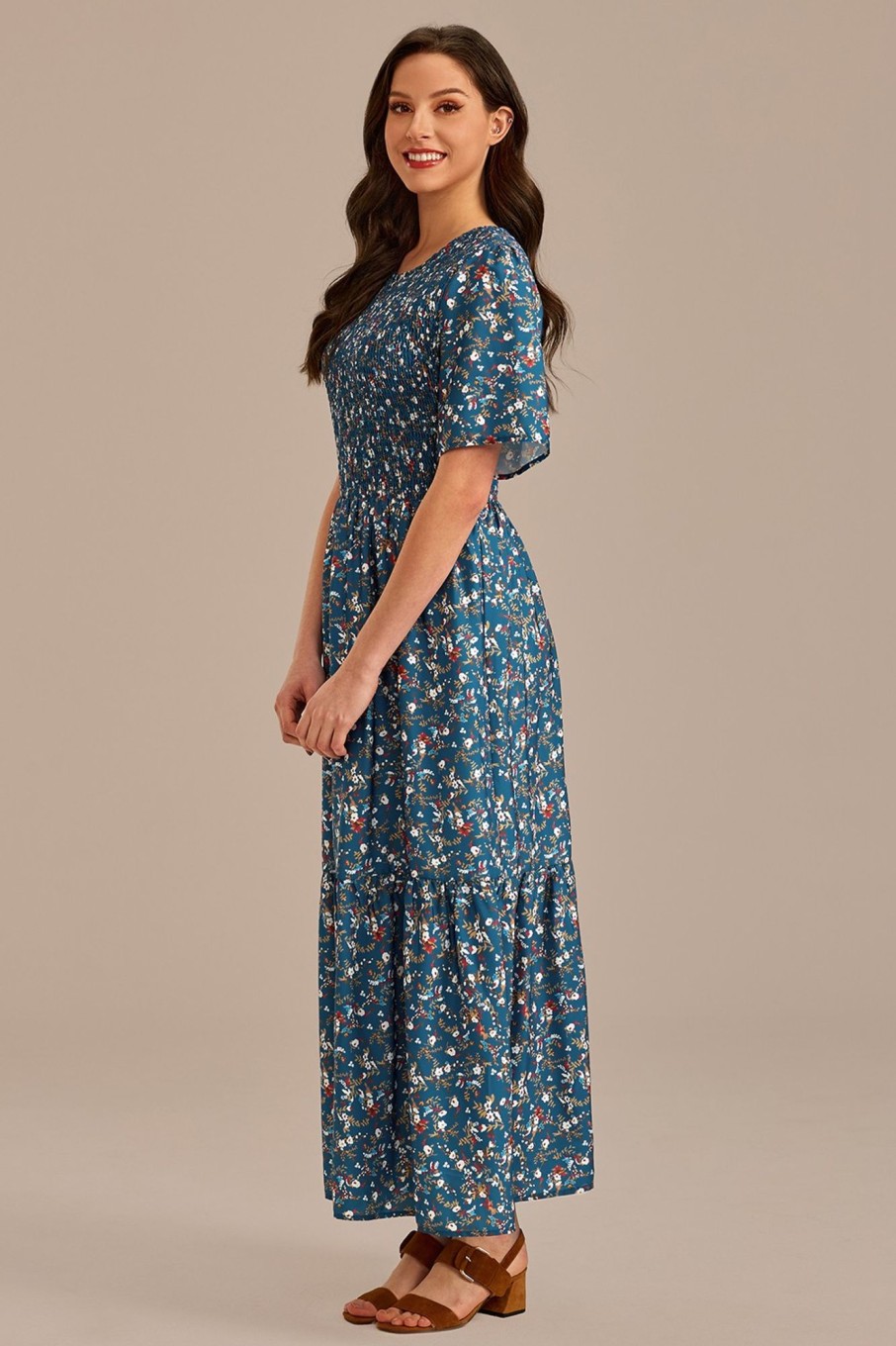 Wholesale Blue Floral Short Sleeve Round Neck Smocked Maxi Dress Multi