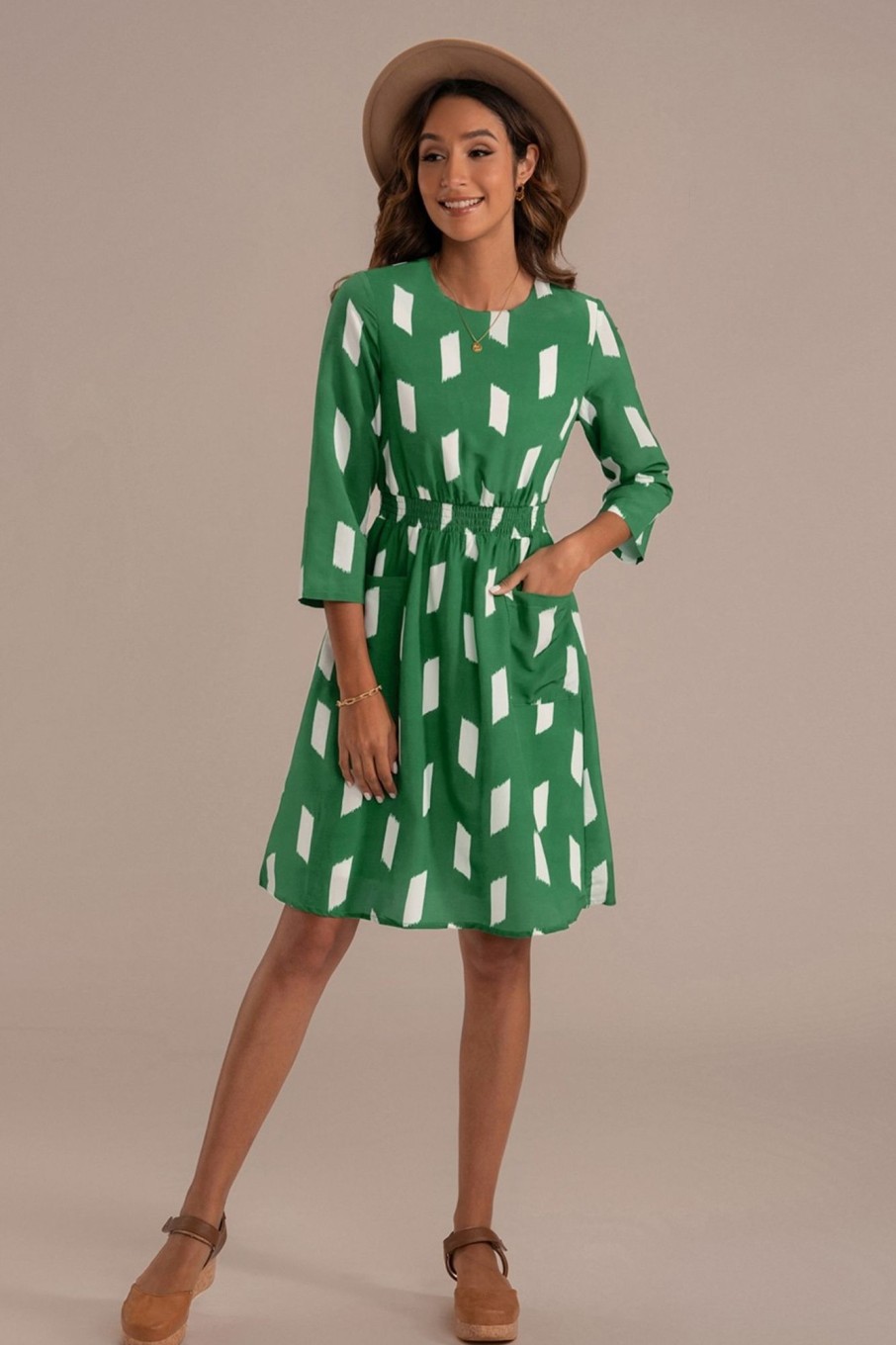 Clearance 3/4 Length Sleeve Round Neck Rayon Midi Dress With Pockets Green